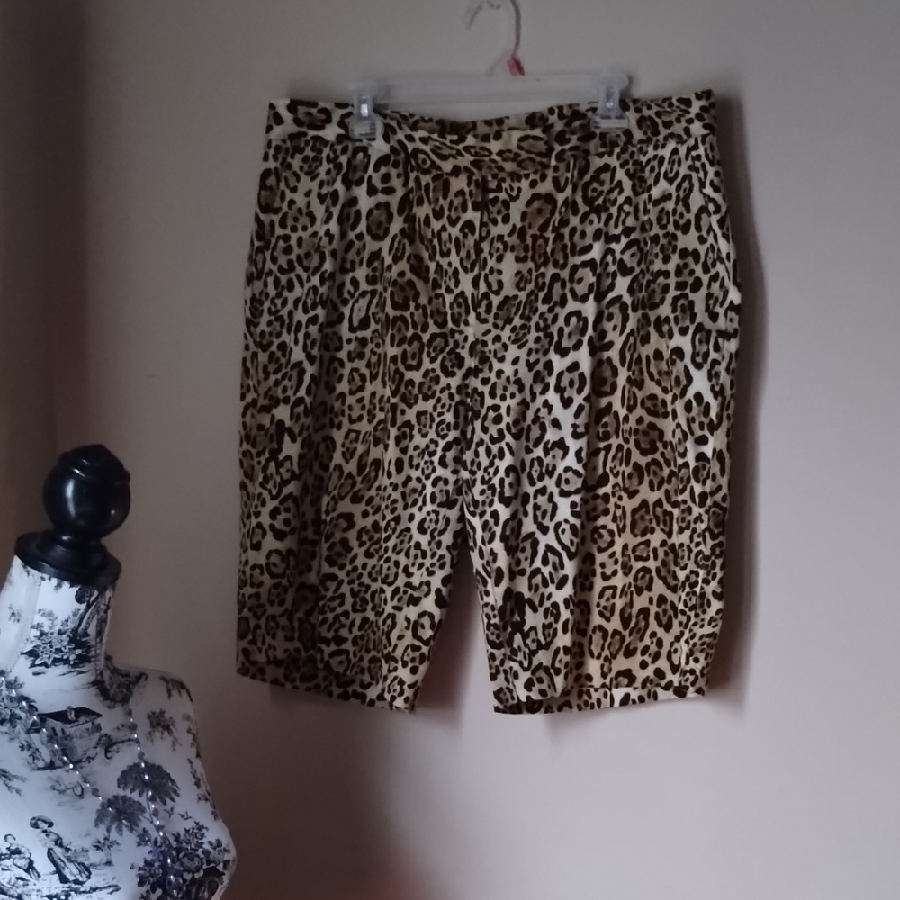 Jones New York Leopard Print Women's Bermudas